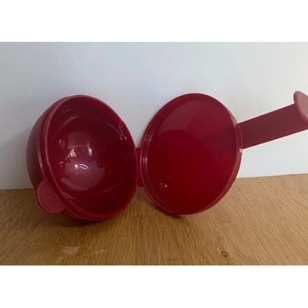 Tupperware Forget Me Not Onion Keeper Red Burgundy Good Hanging Hook 4515B-2